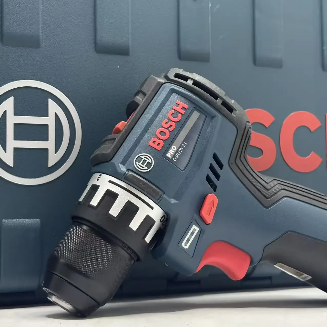 Bosch Professional GSR 12V-31  - đánh giá và giá Power Tools Bosch