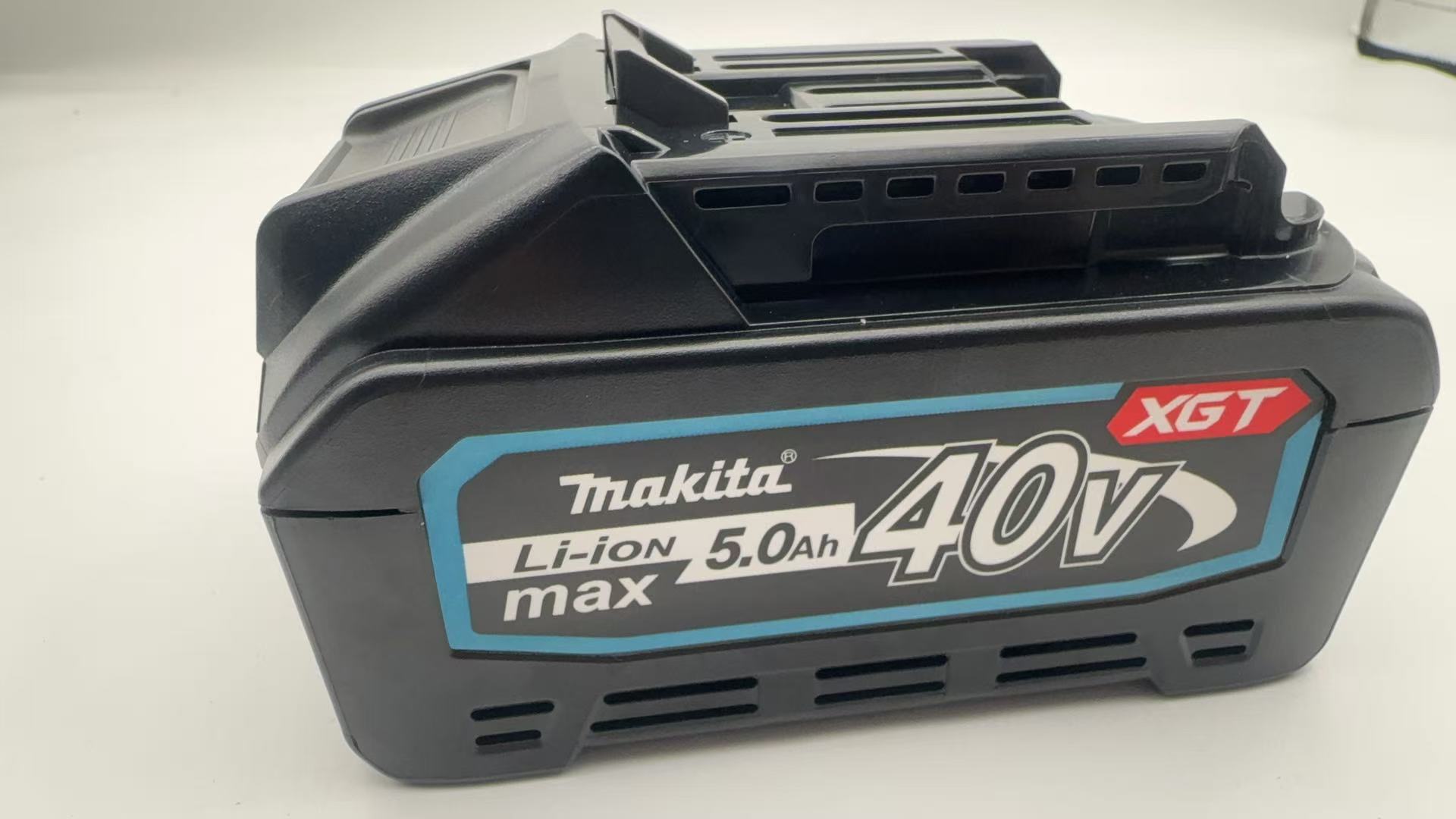 Makita 40V Max 5.0Ah Lithium B - đánh giá và giá Makita Power Tools Xgt